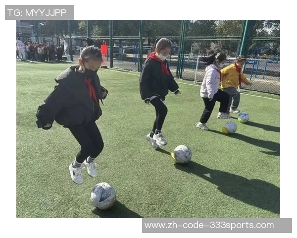 追寻绿茵梦想的脚步足球之旅带你领略世界各地的激情与魅力